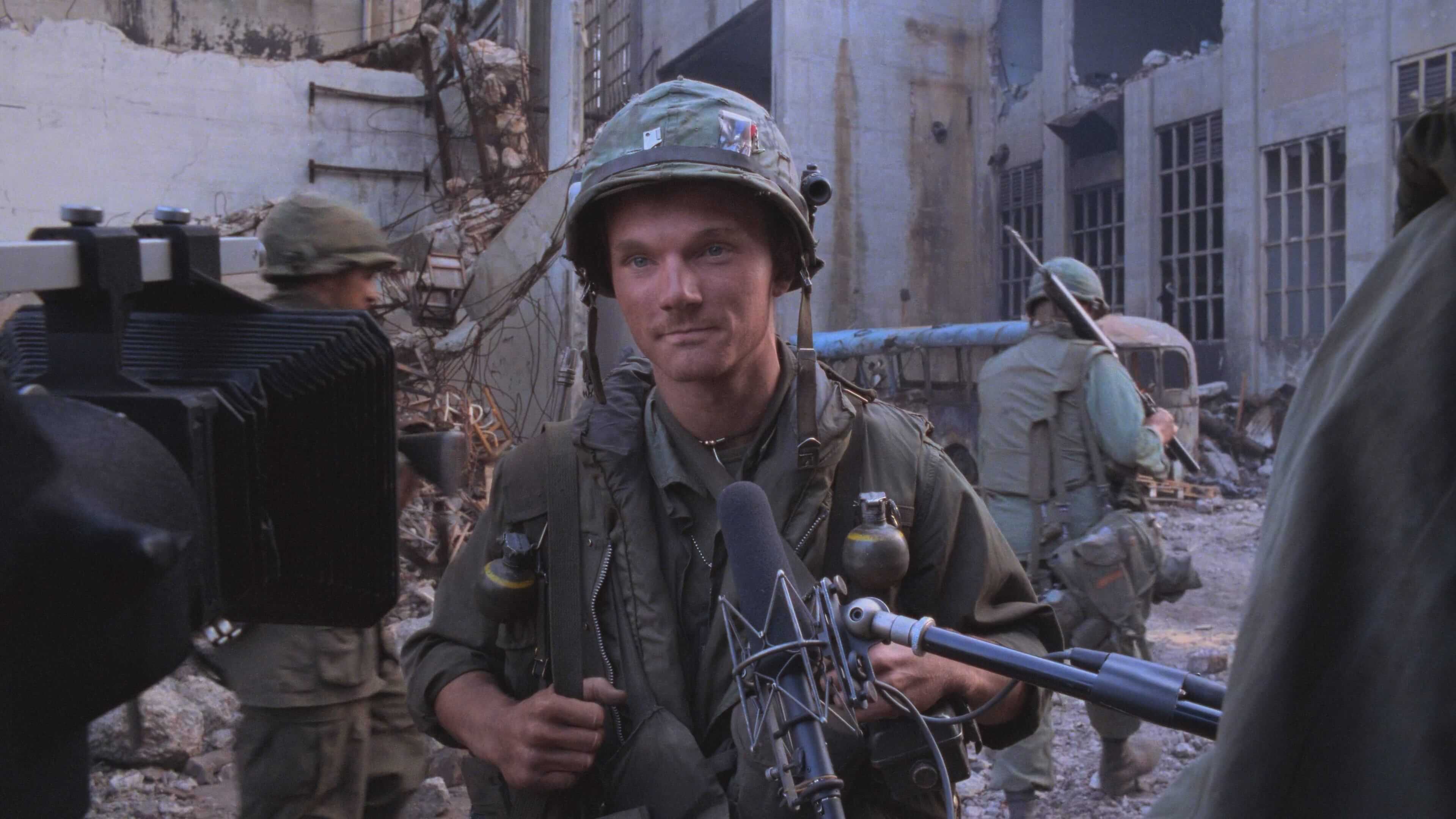 скриншот кадра с интервью телевидению